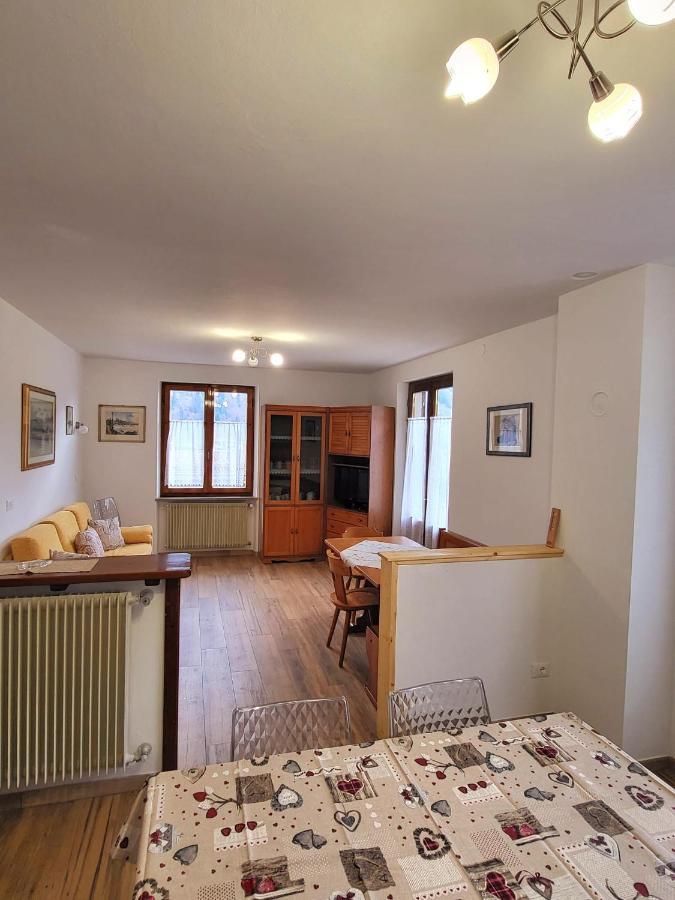 Casa Bruno Apartment Lenzumo di Concei Bagian luar foto
