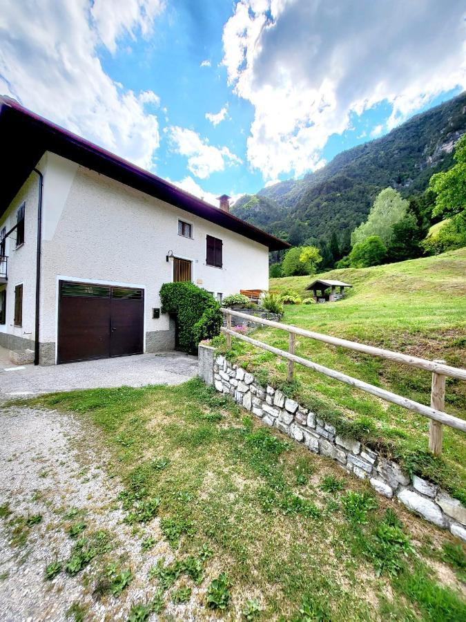 Casa Bruno Apartment Lenzumo di Concei Bagian luar foto