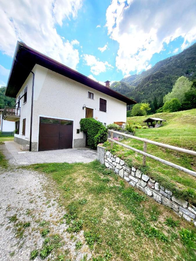 Casa Bruno Apartment Lenzumo di Concei Bagian luar foto